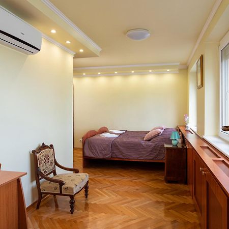 Frank Vendeghaz Hotel Veszpramvarsany Exterior photo