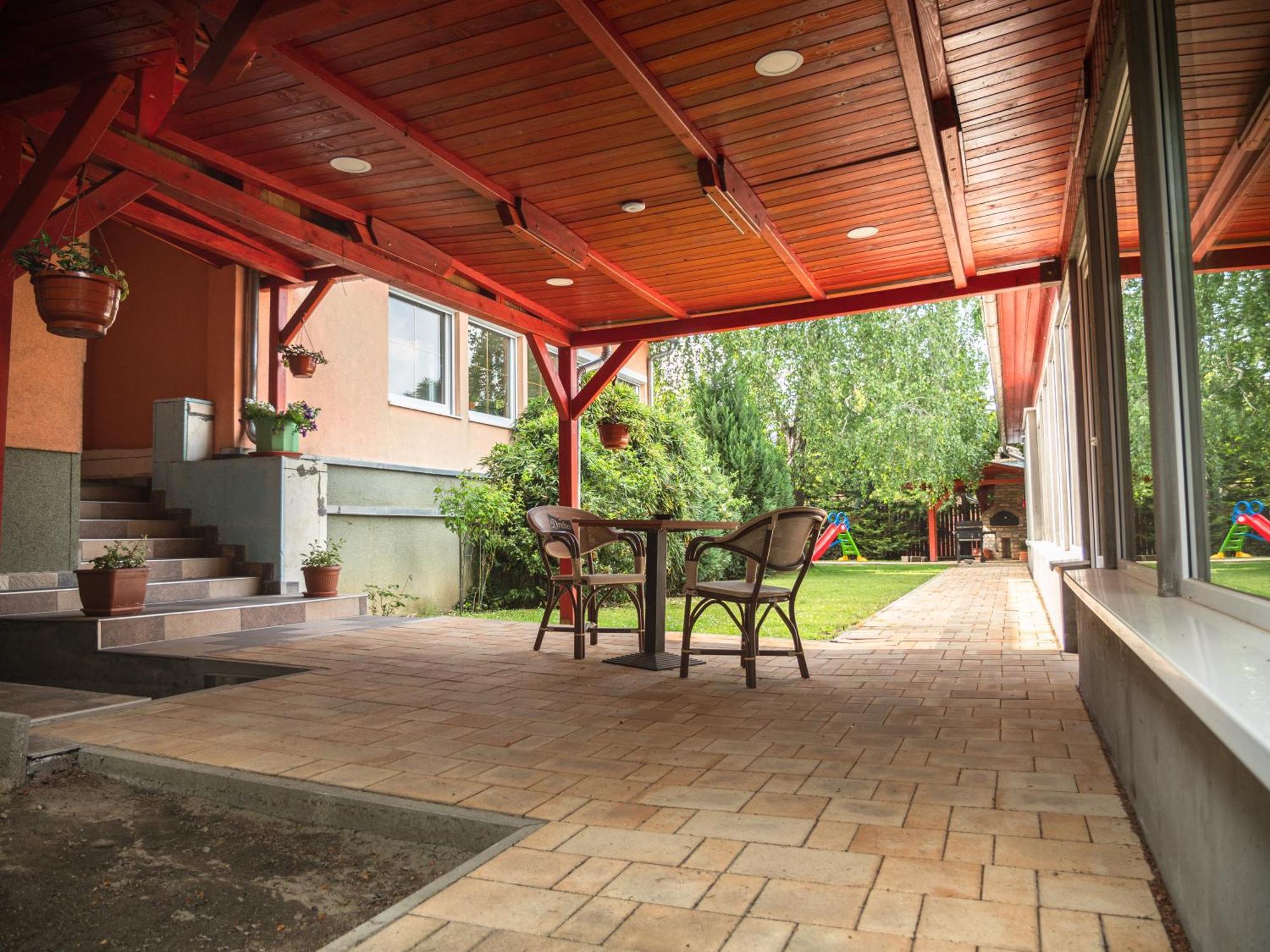 Frank Vendeghaz Hotel Veszpramvarsany Exterior photo